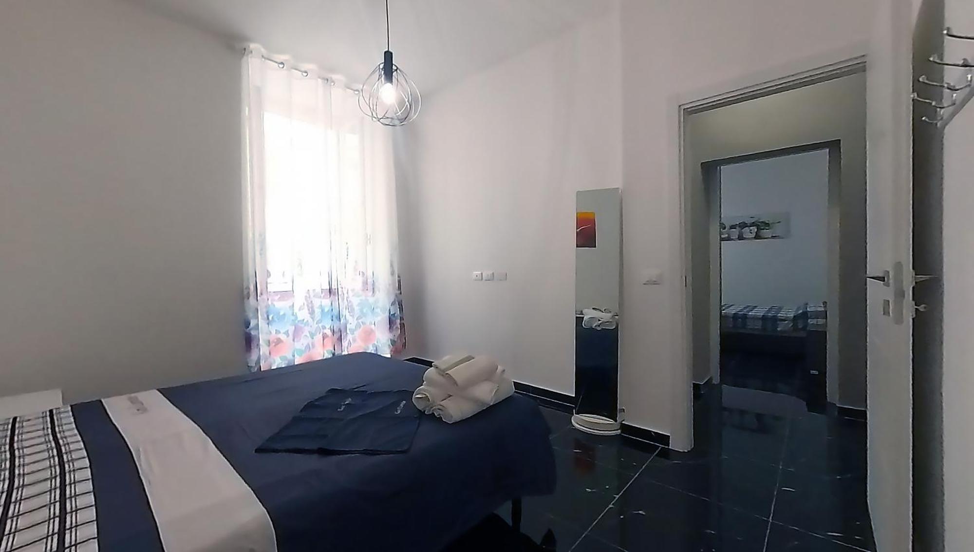 Tra Centro E Mare - Intero Appartamento Con Parcheggio Σαβόνα Εξωτερικό φωτογραφία